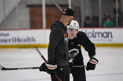 Flyers prospects Oliver Bonk, Denver Barkey continue journey .